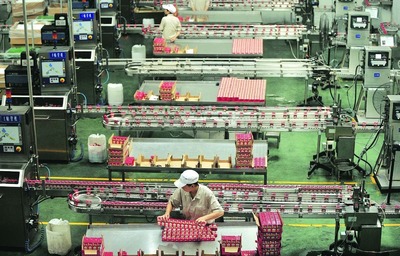中国饮料界的"现金奶牛":靠名字火了20年,1款产品卖出100亿